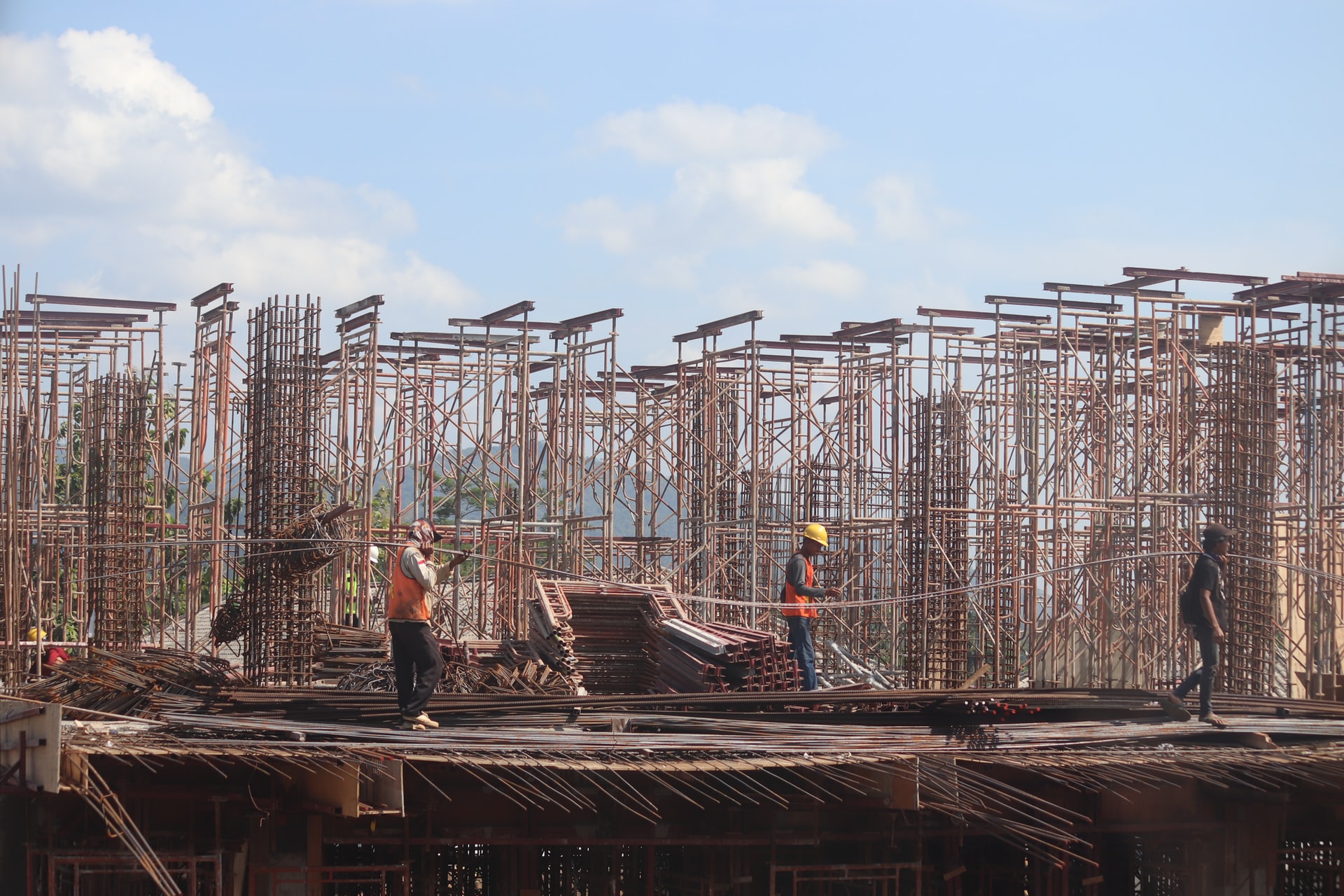 You are currently viewing Indonesia Construction Services: New Final Income Tax Rates